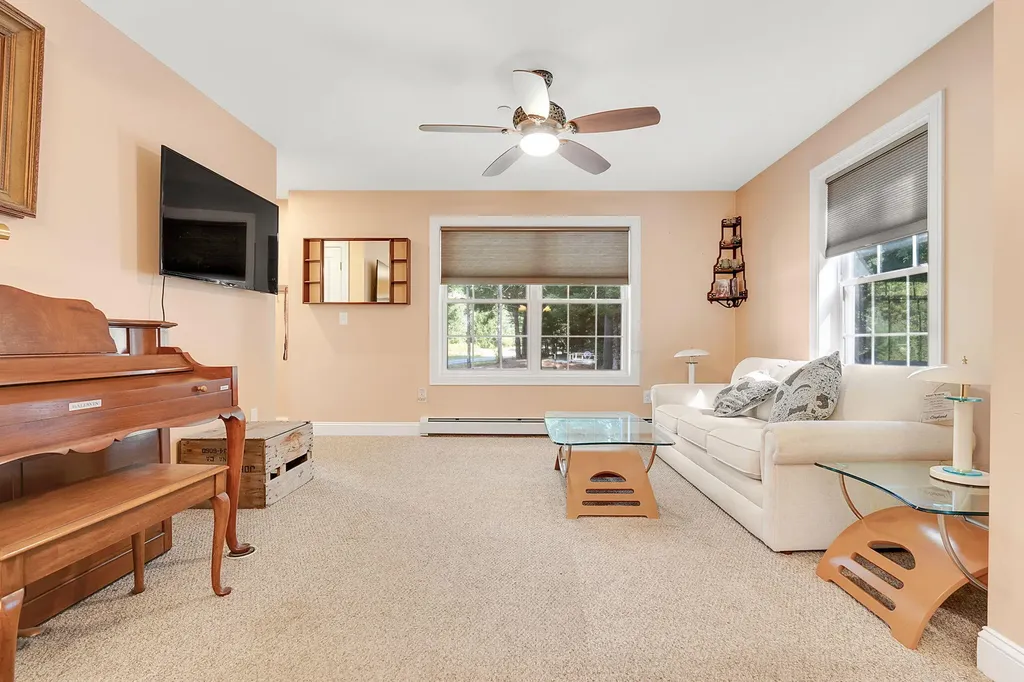 24 Valley Brook Drive Freeport ME 04032