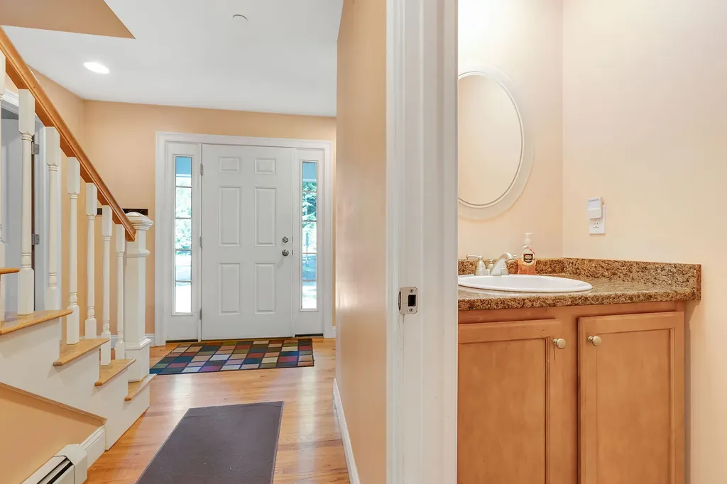 24 Valley Brook Drive Freeport ME 04032