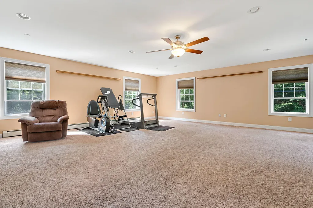 24 Valley Brook Drive Freeport ME 04032