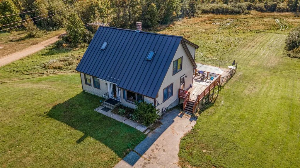 387 Mills Road Whitefield ME 04353