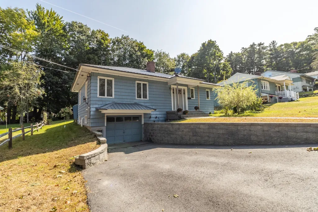 134 Conant Avenue Auburn ME 04210