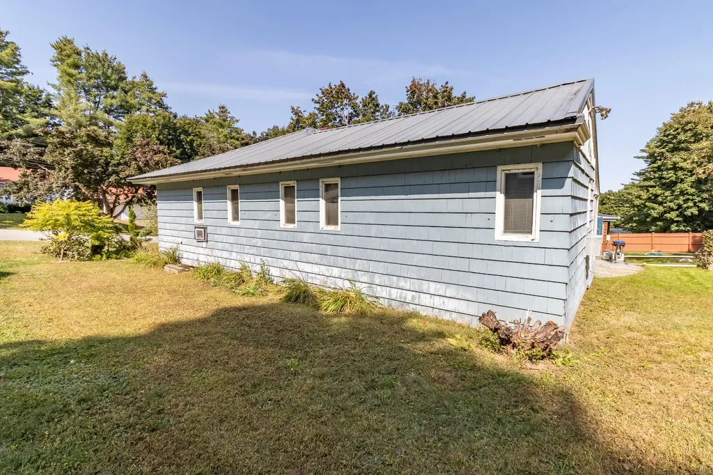 134 Conant Avenue Auburn ME 04210