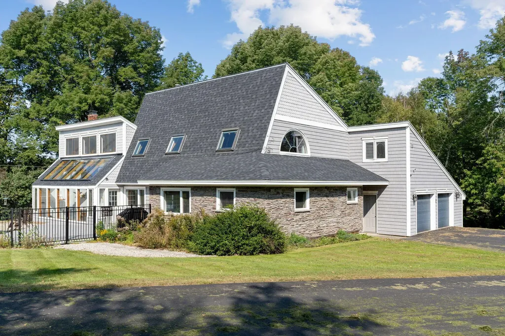 121 Hurst Lane Farmington ME 04938