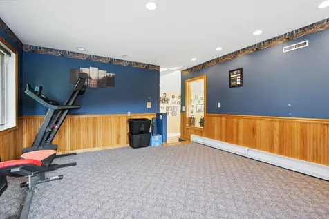 121 Hurst Lane Farmington ME 04938