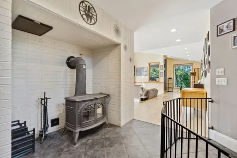 121 Hurst Lane Farmington ME 04938