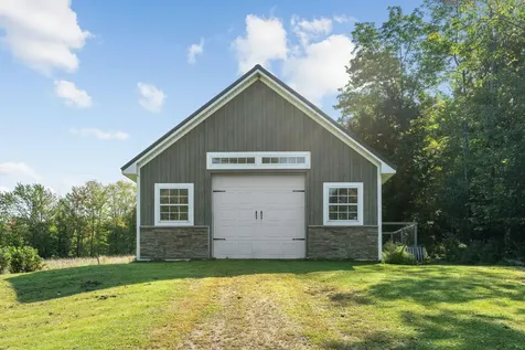 121 Hurst Lane Farmington ME 04938