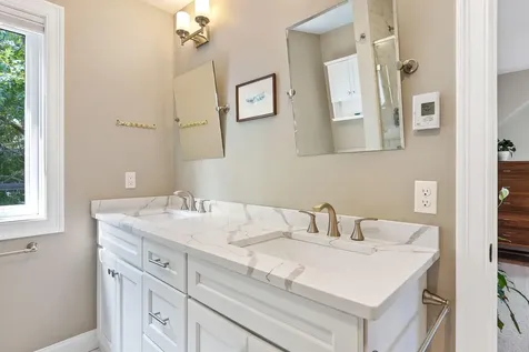 44 Quebec Street Portland ME 04101