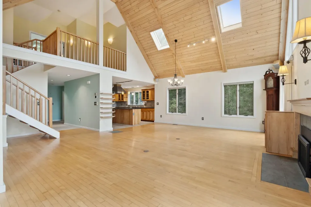 111 Reach Road Harpswell ME 04079