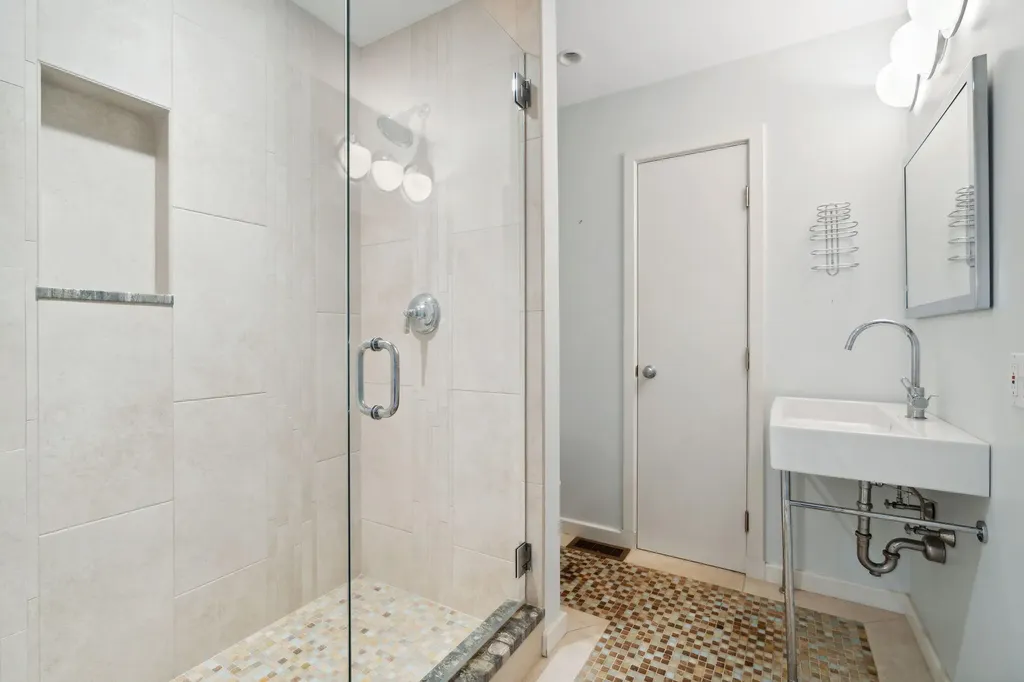 111 Reach Road Harpswell ME 04079
