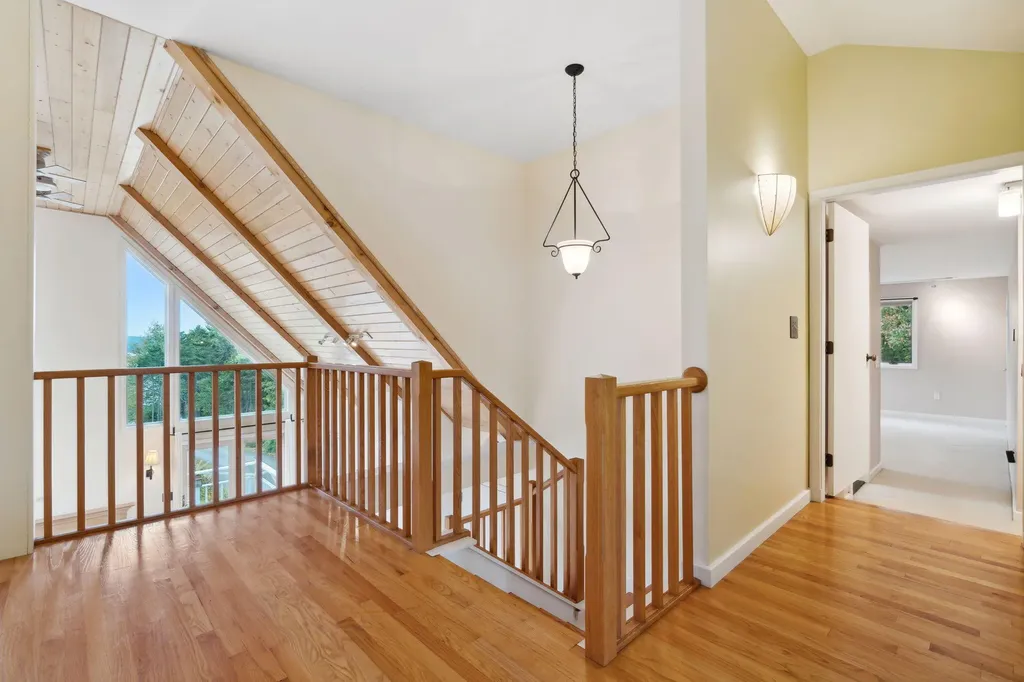 111 Reach Road Harpswell ME 04079