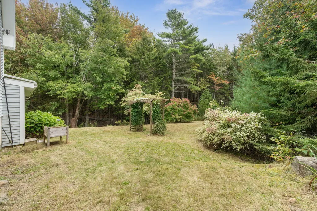 111 Reach Road Harpswell ME 04079