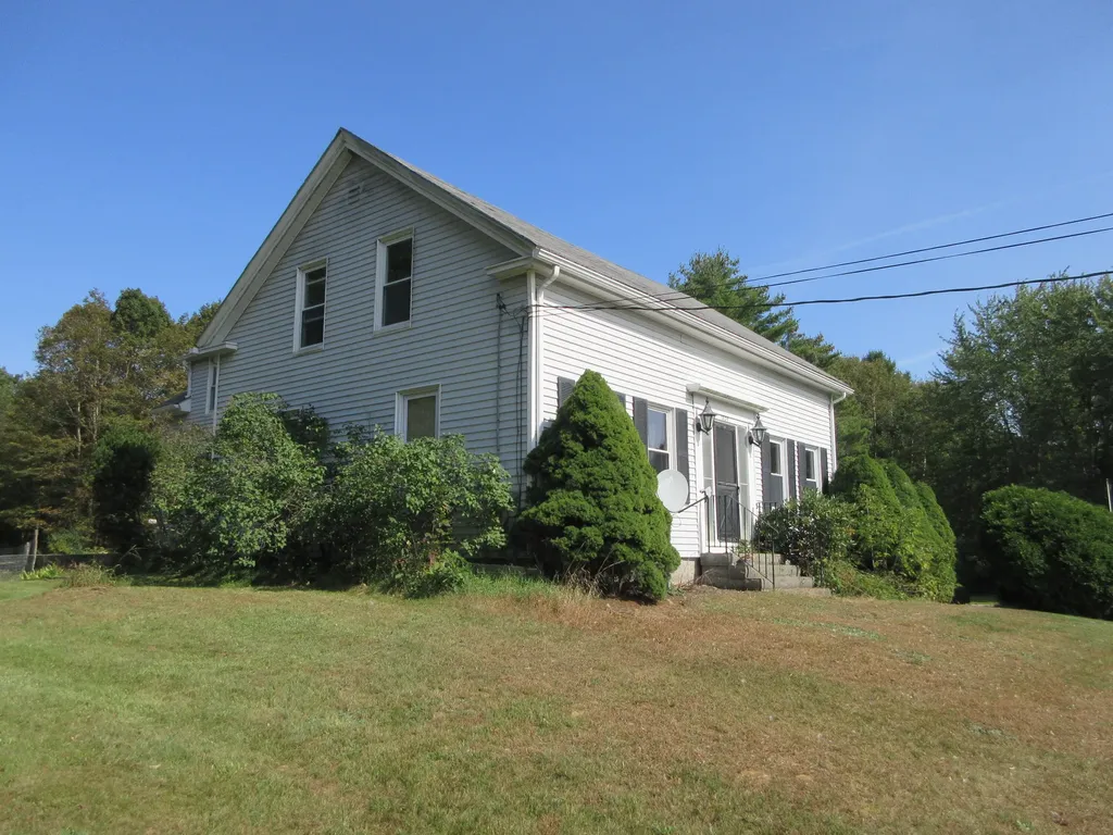 1809 Minot Avenue Auburn ME 04210