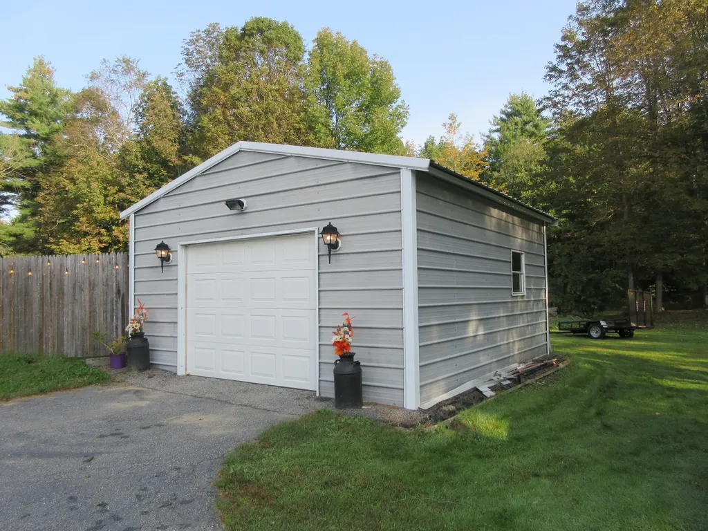 1809 Minot Avenue Auburn ME 04210