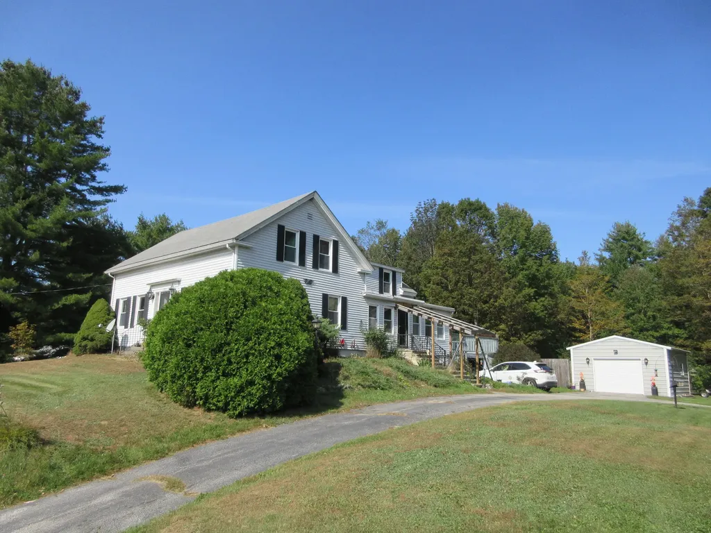 1809 Minot Avenue Auburn ME 04210