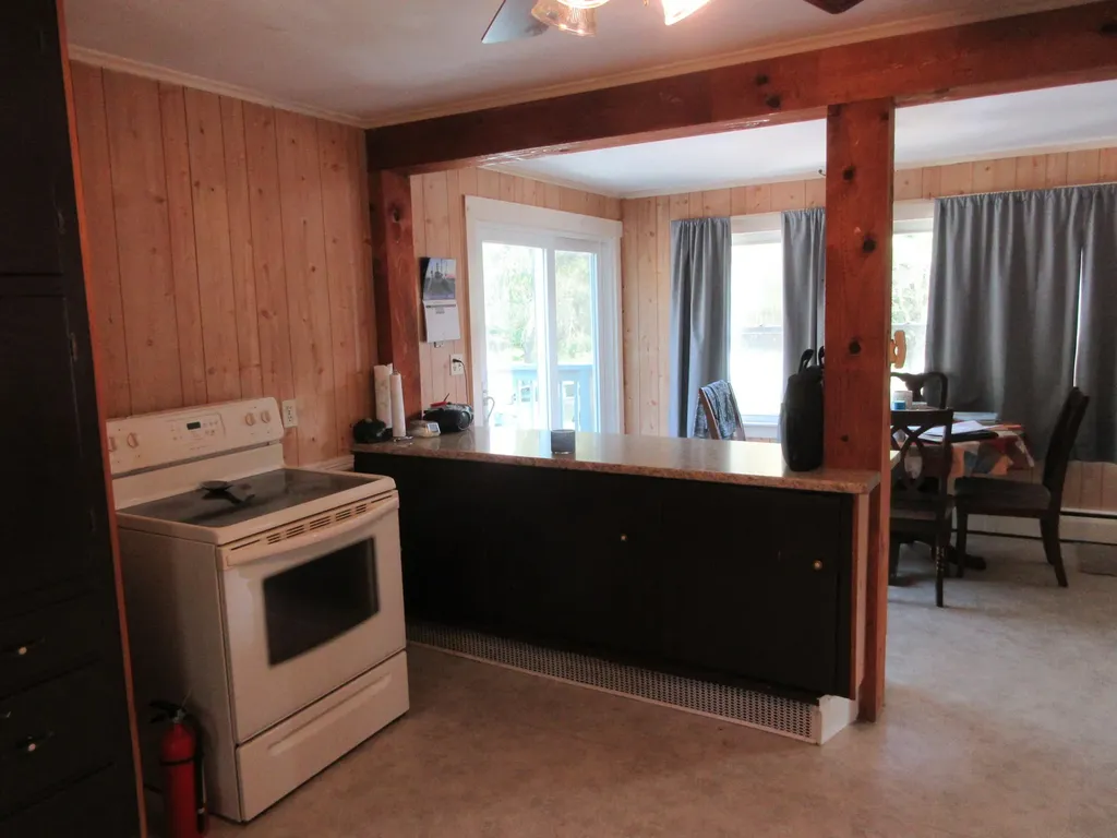 1809 Minot Avenue Auburn ME 04210