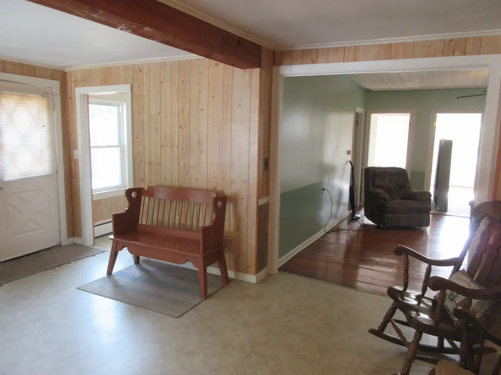 1809 Minot Avenue Auburn ME 04210