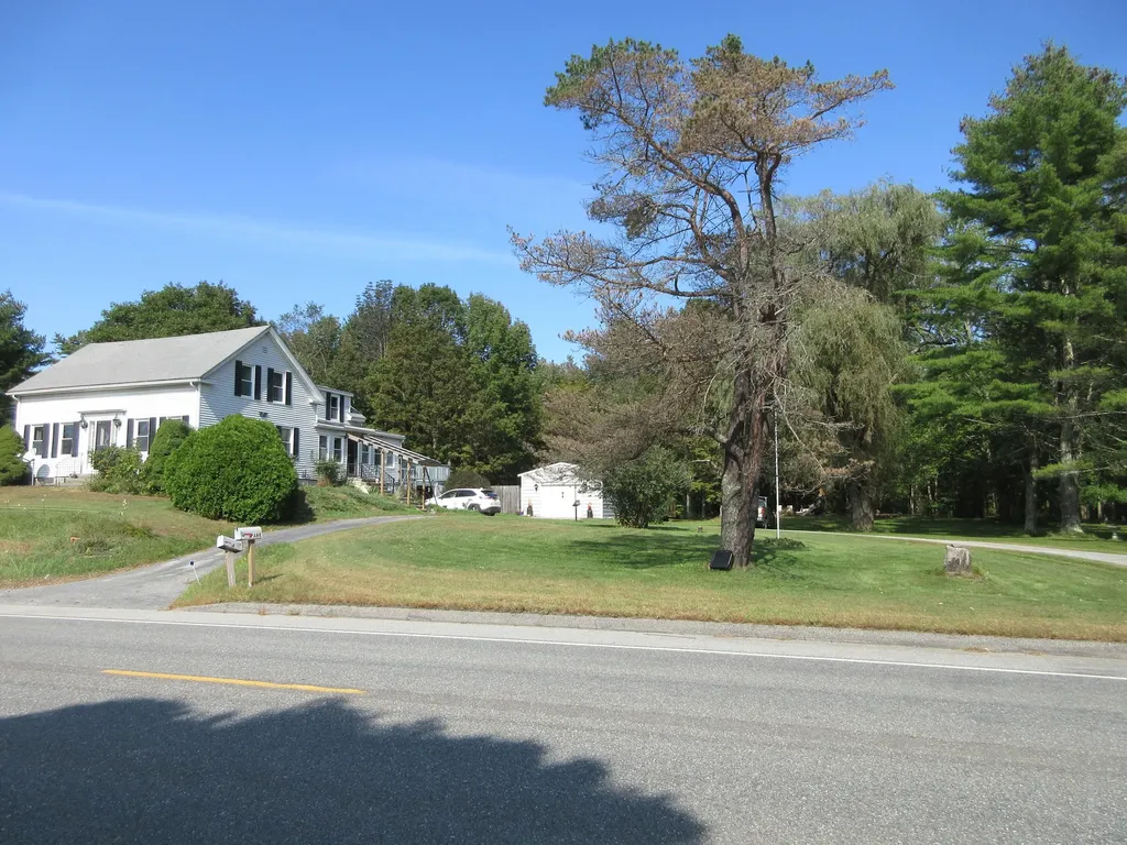 1809 Minot Avenue Auburn ME 04210