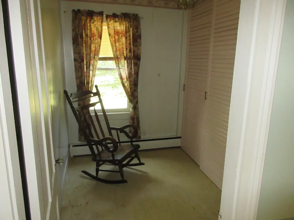 1809 Minot Avenue Auburn ME 04210