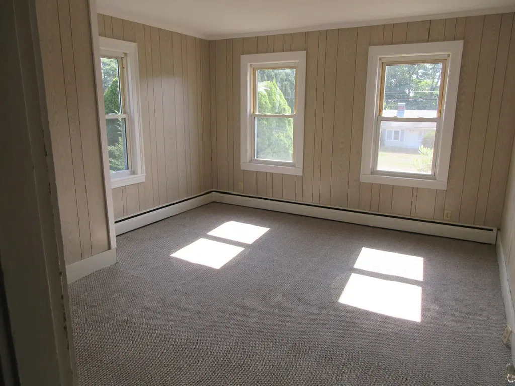 1809 Minot Avenue Auburn ME 04210