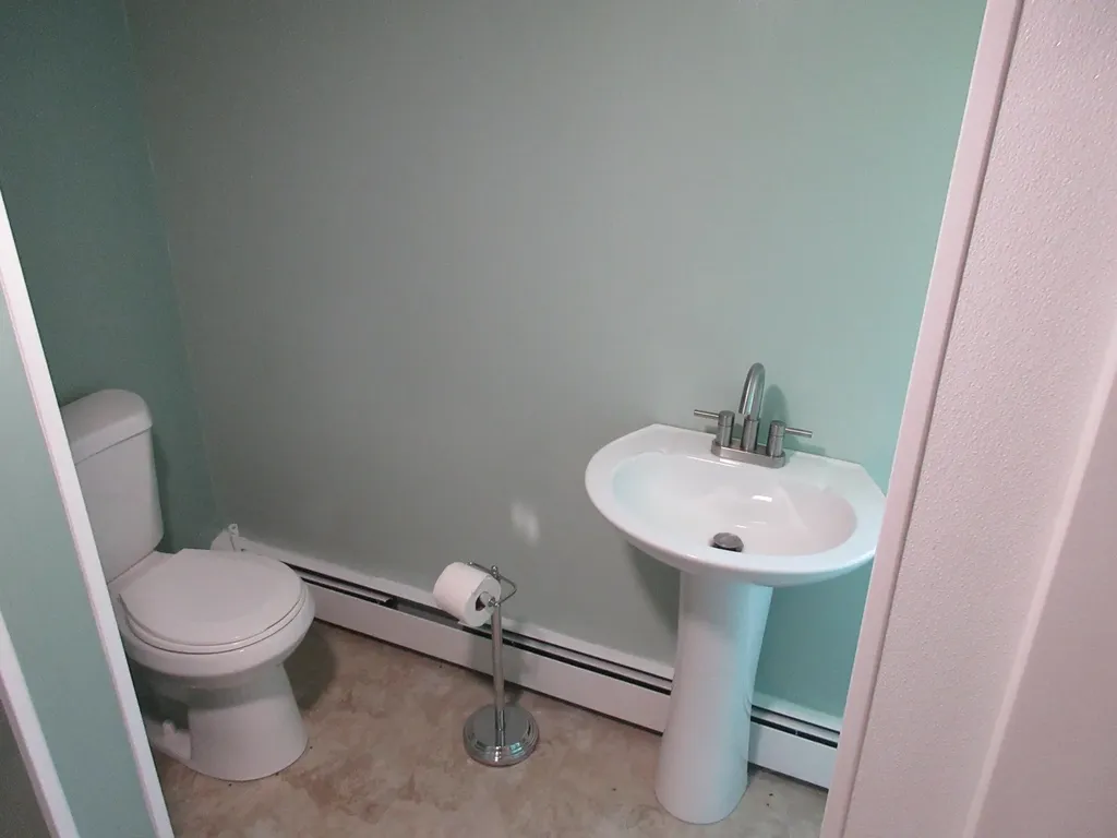1809 Minot Avenue Auburn ME 04210