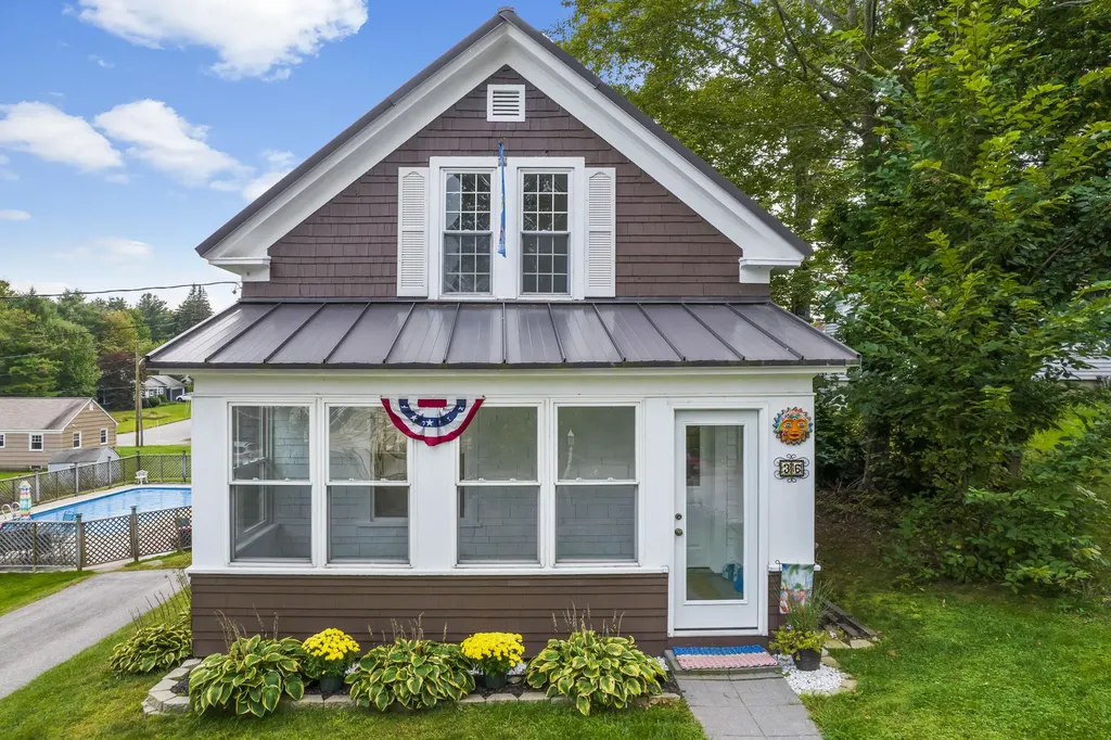 36 Newell Avenue Auburn ME 04210