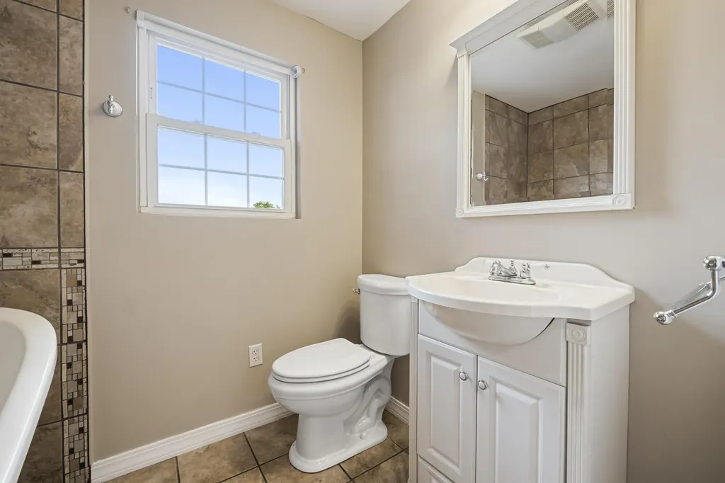 36 Newell Avenue Auburn ME 04210