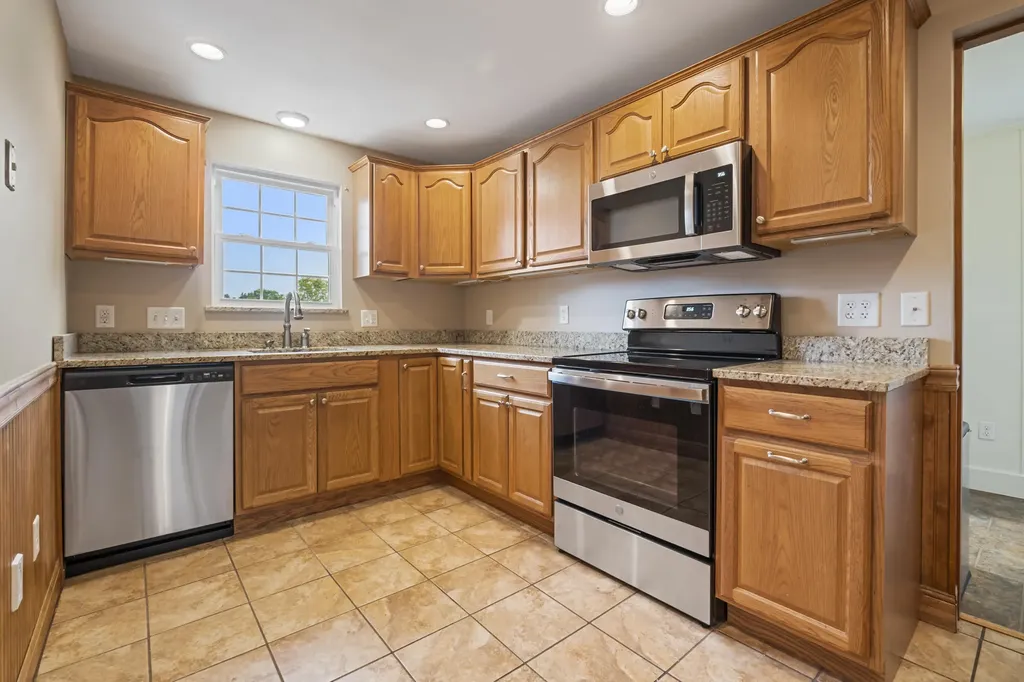 36 Newell Avenue Auburn ME 04210