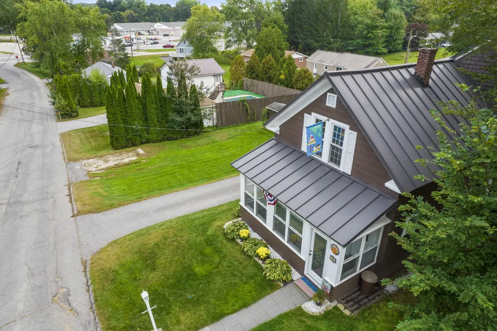36 Newell Avenue Auburn ME 04210