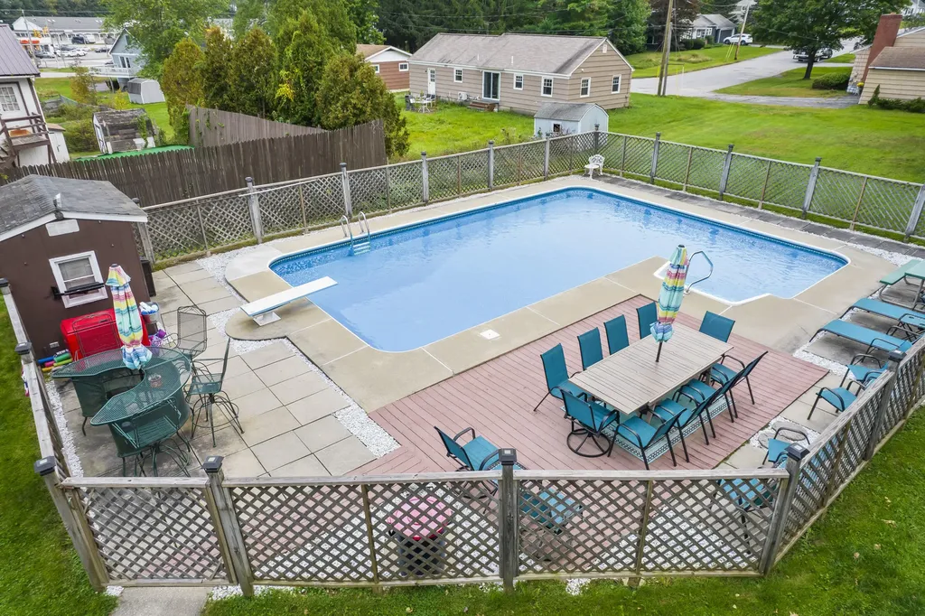 36 Newell Avenue Auburn ME 04210