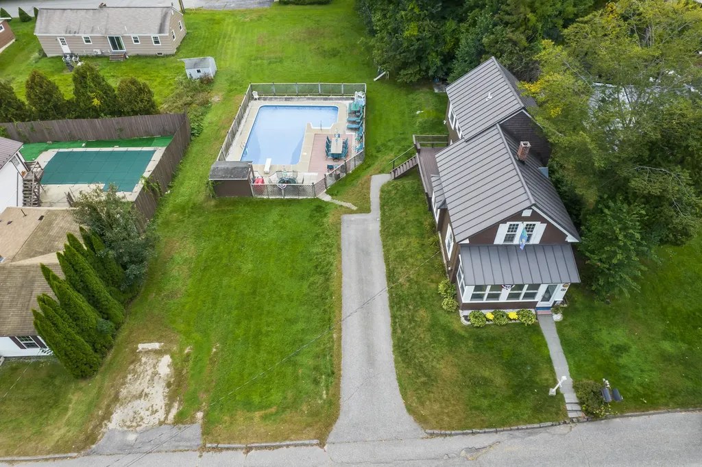 36 Newell Avenue Auburn ME 04210