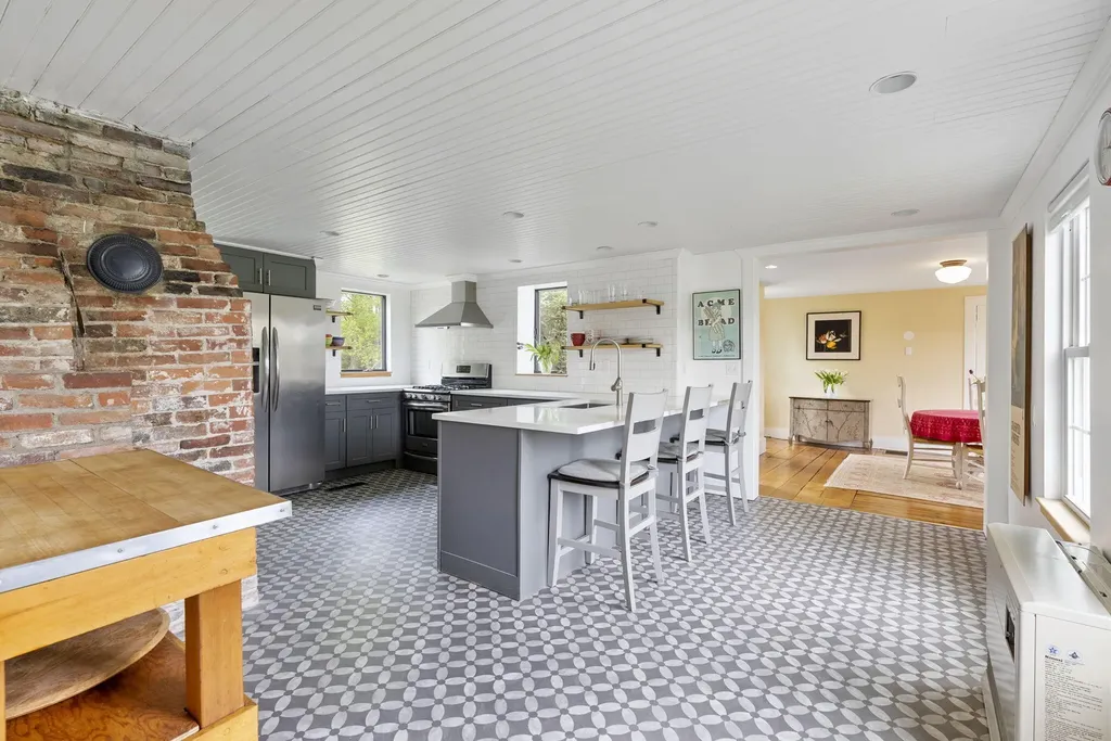 143 Depot Road Gray ME 04039