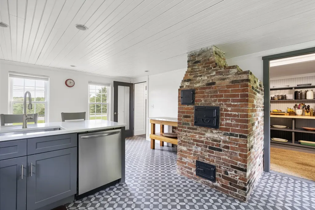 143 Depot Road Gray ME 04039
