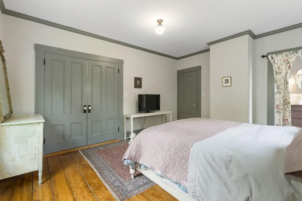 143 Depot Road Gray ME 04039