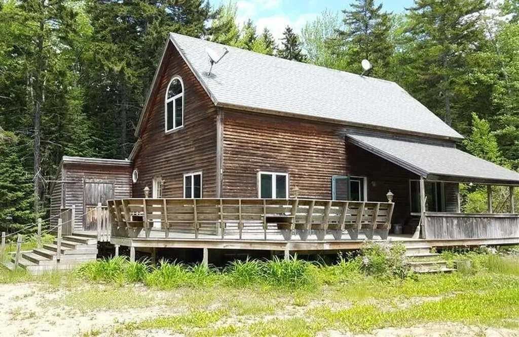 354 North Road Chebeague Island ME 04017