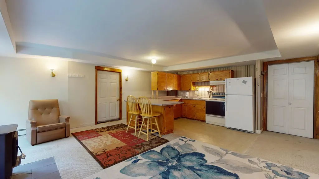 959 Washington Street N Auburn ME 04210