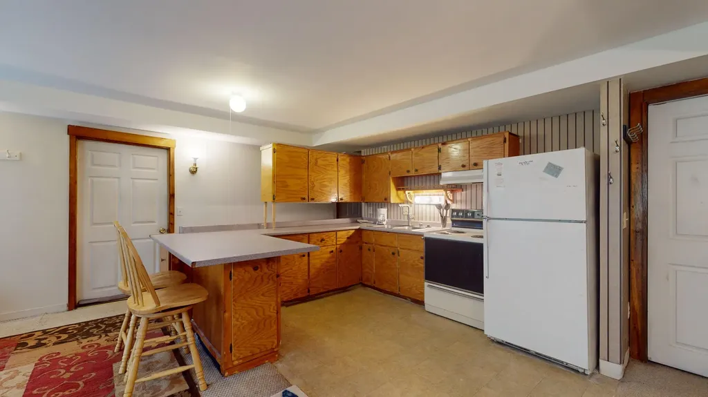 959 Washington Street N Auburn ME 04210