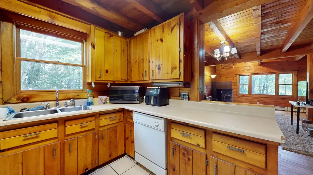 959 Washington Street N Auburn ME 04210