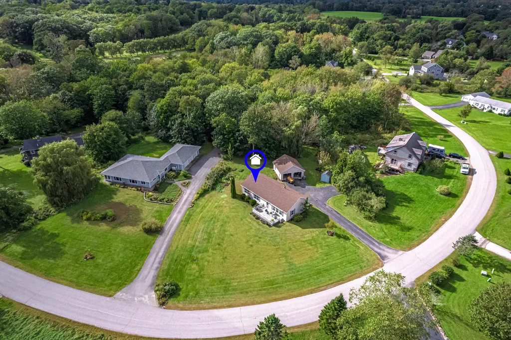 63 Bobolink Lane Thomaston ME 04861