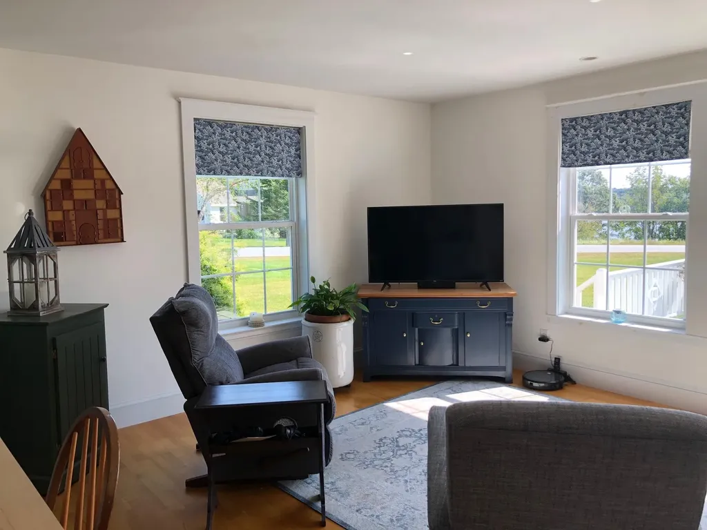 63 Bobolink Lane Thomaston ME 04861