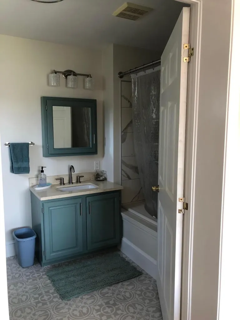 63 Bobolink Lane Thomaston ME 04861