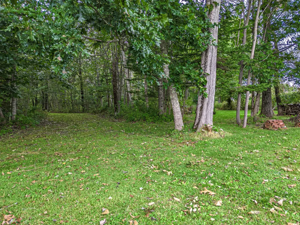 63 Bobolink Lane Thomaston ME 04861