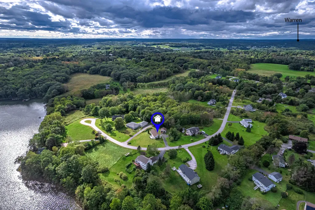 63 Bobolink Lane Thomaston ME 04861