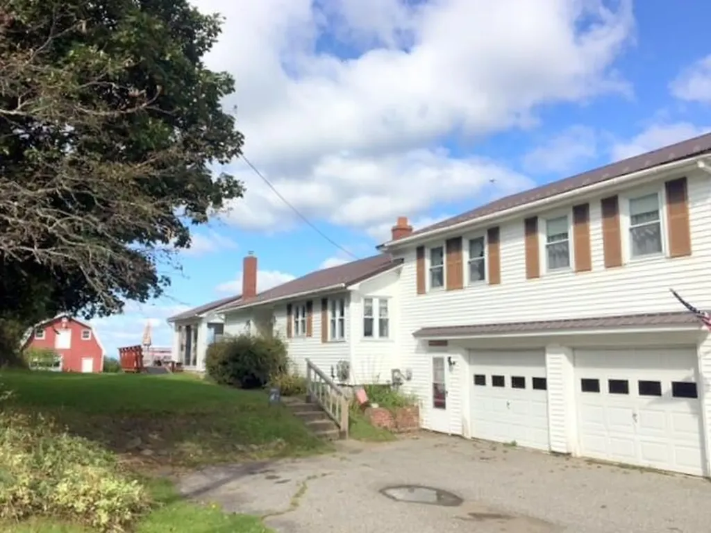 453 Albion Road Unity ME 04988