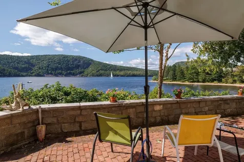 62 Sargeant Drive Mount Desert ME 04662