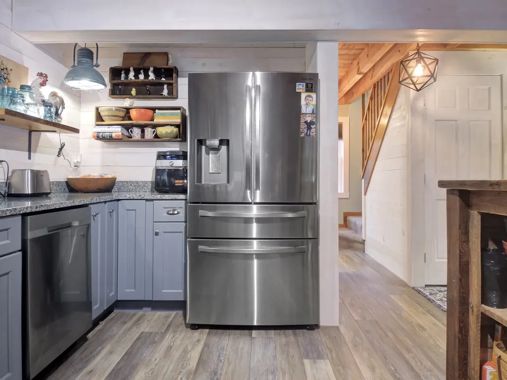 382 Quiet Harbor Road Readfield ME 04355