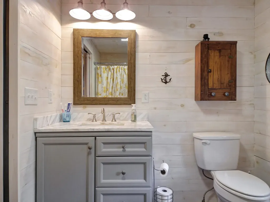 382 Quiet Harbor Road Readfield ME 04355