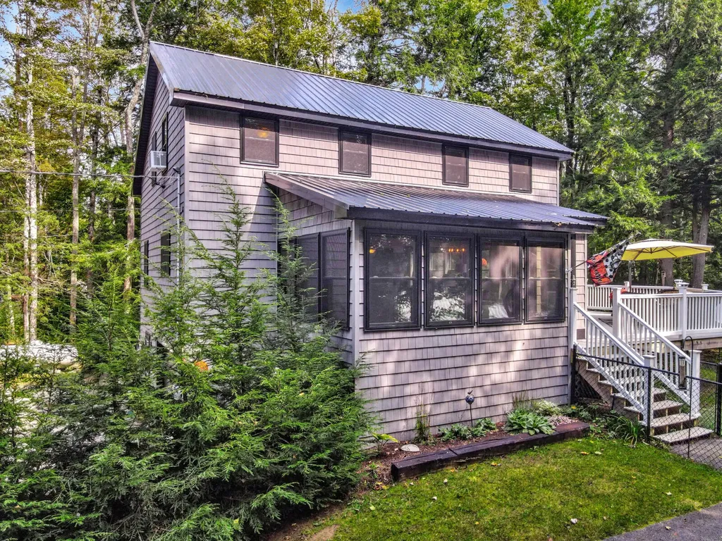 382 Quiet Harbor Road Readfield ME 04355