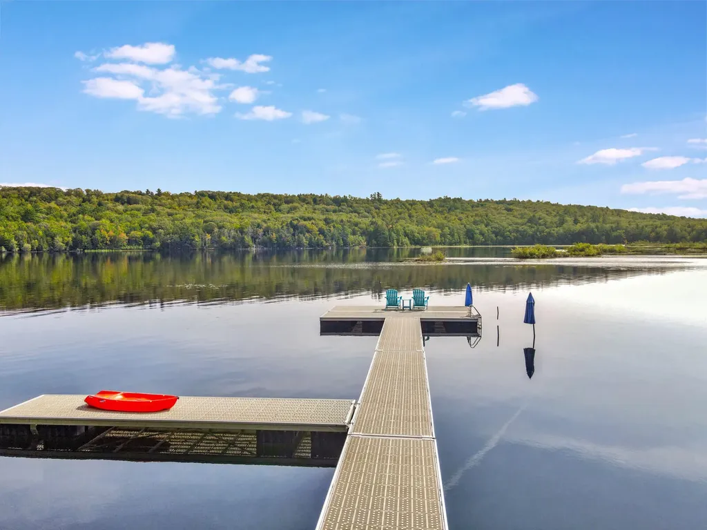 382 Quiet Harbor Road Readfield ME 04355