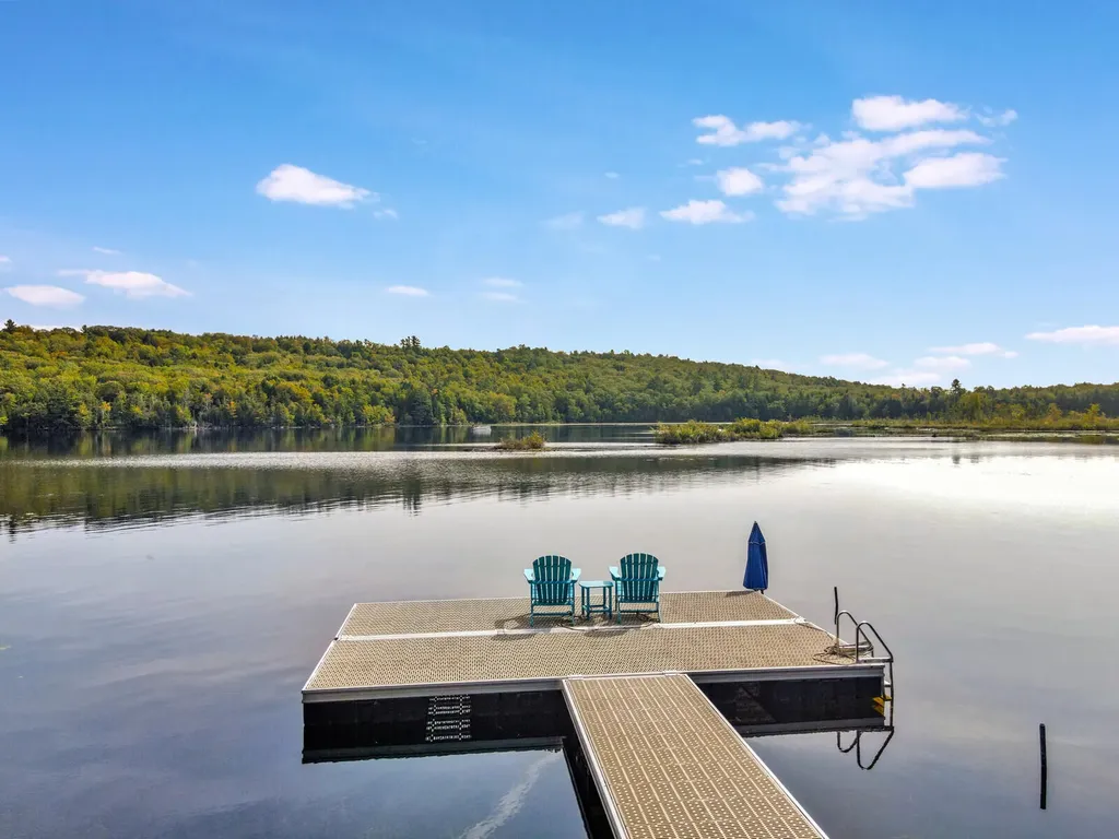 382 Quiet Harbor Road Readfield ME 04355