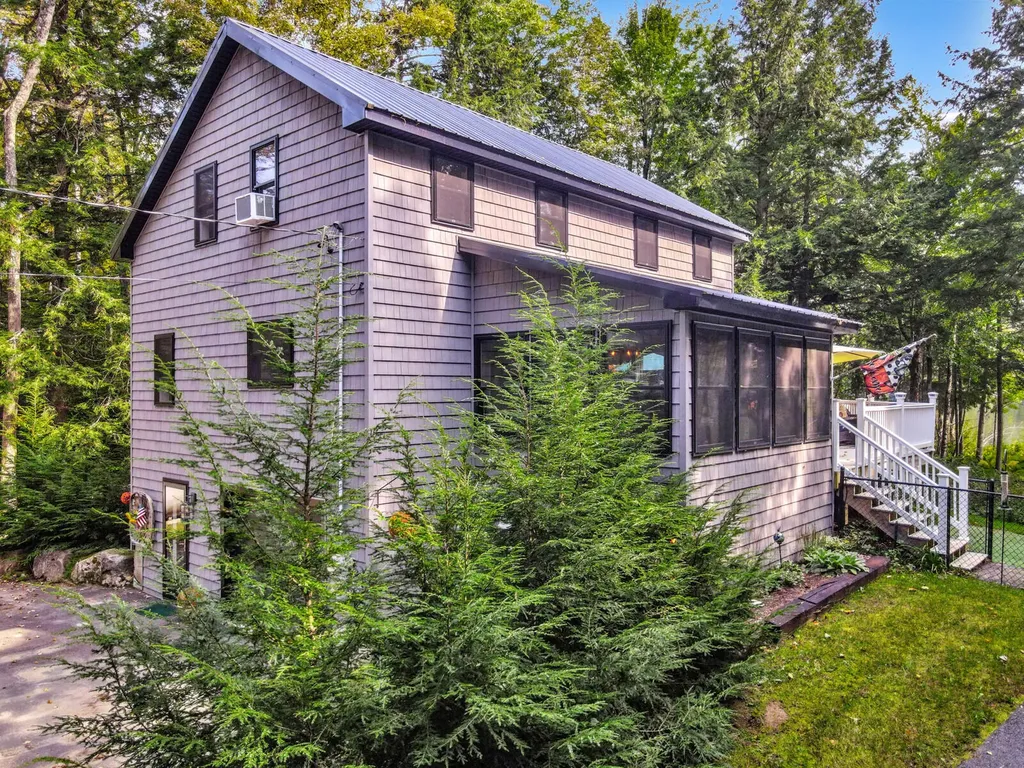 382 Quiet Harbor Road Readfield ME 04355